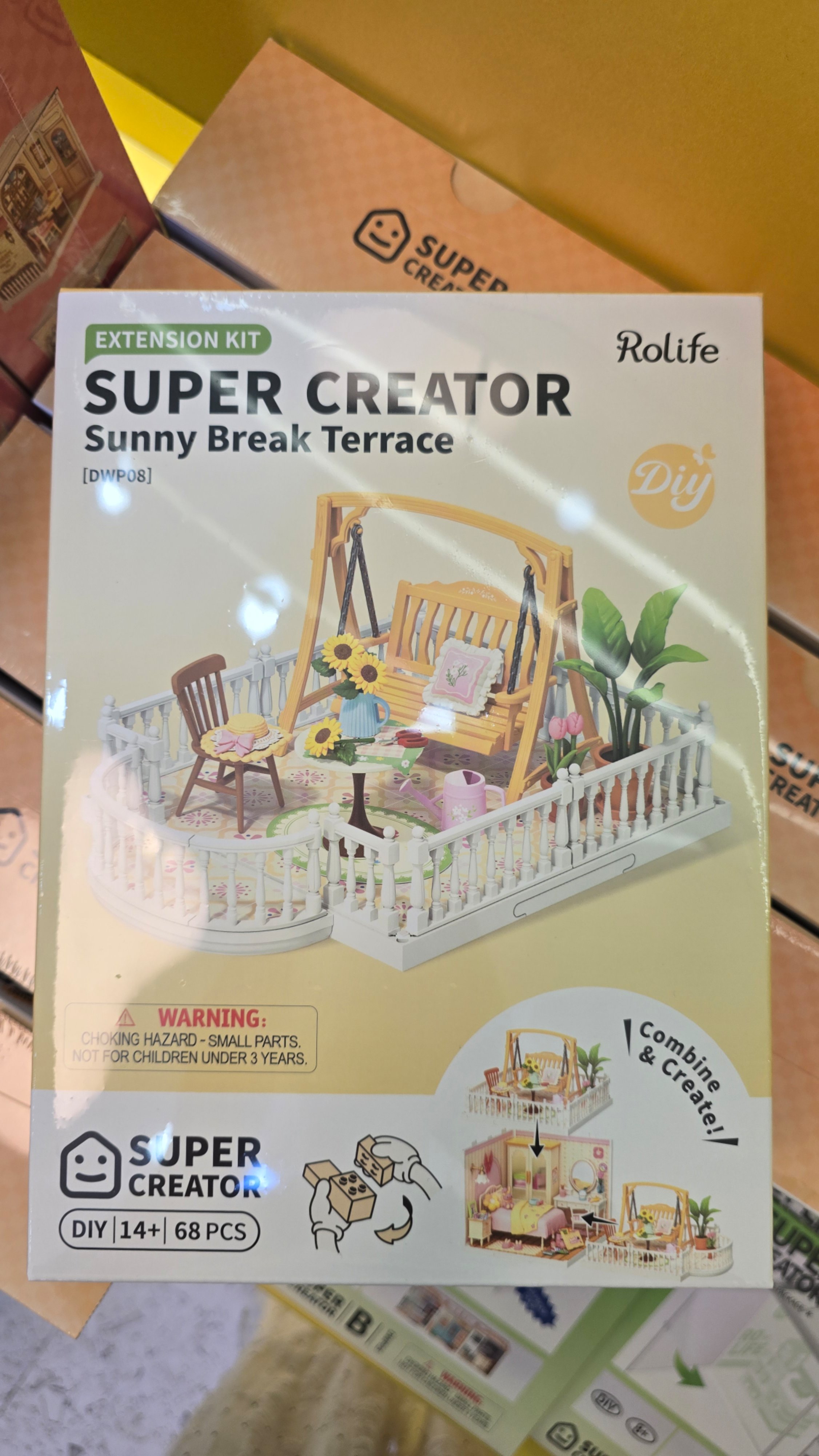 Mô Hình Lắp Ghép Nhà Robotime Rolife Super Creator DIY Miniature House