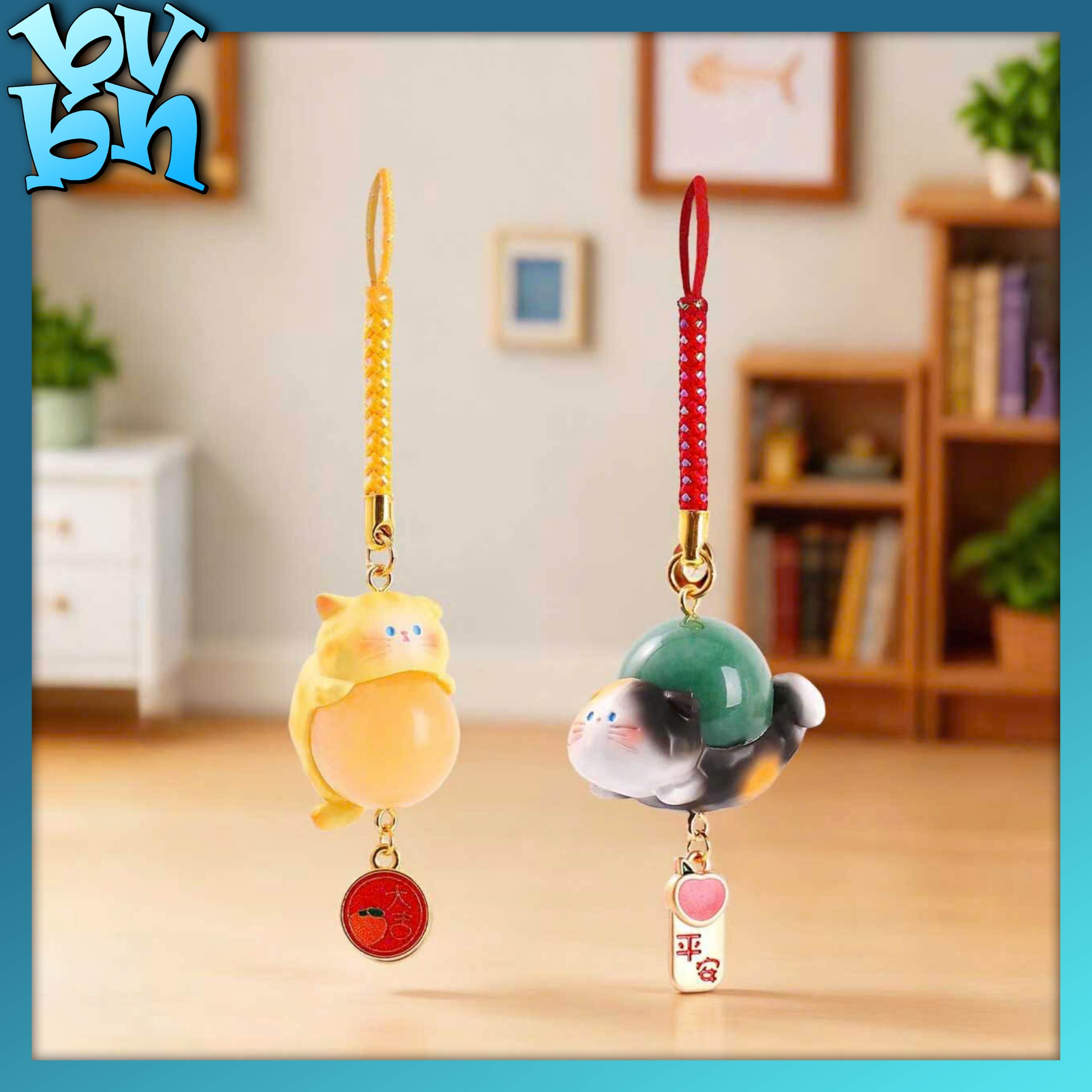Dây đeo PhoneCharm The Little Kitten That Makes You Happy