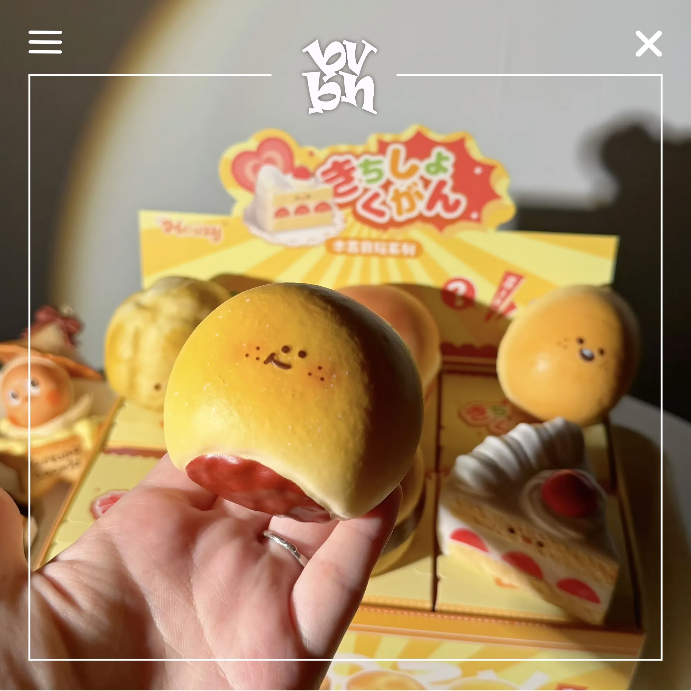Moozy Squishy Food Bakery Blindbox Series Chính Hãng