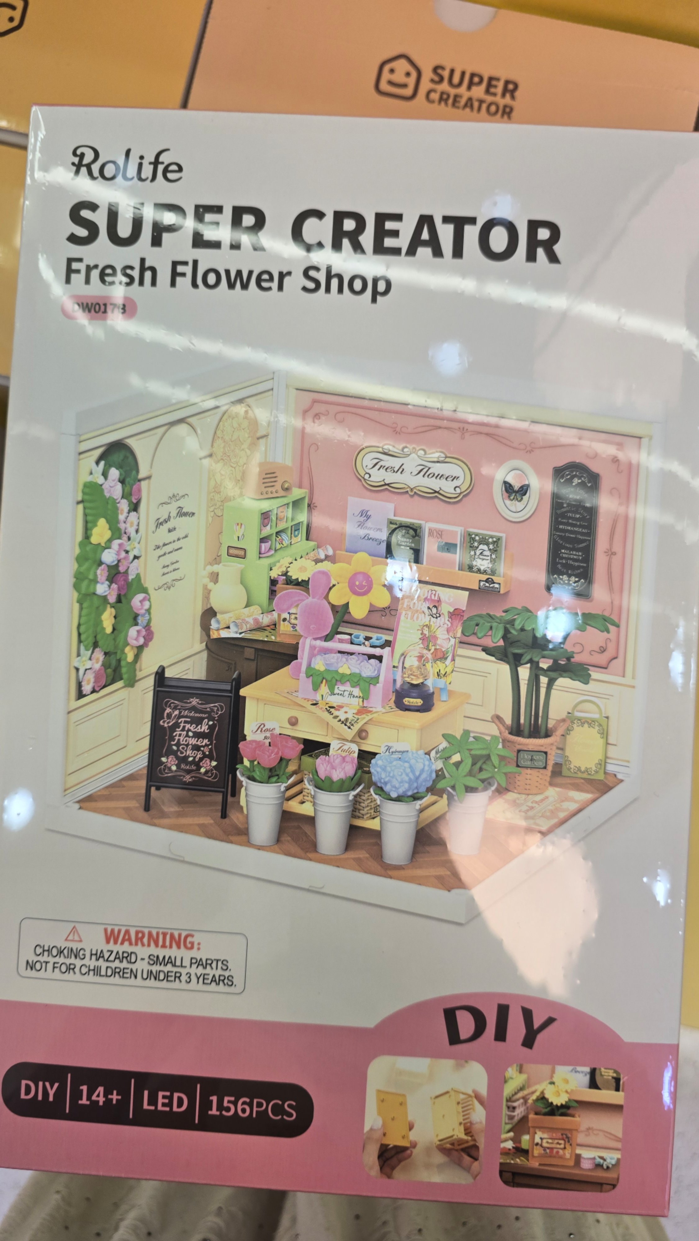 Mô Hình Lắp Ghép Nhà Robotime Rolife Super Creator DIY Miniature House