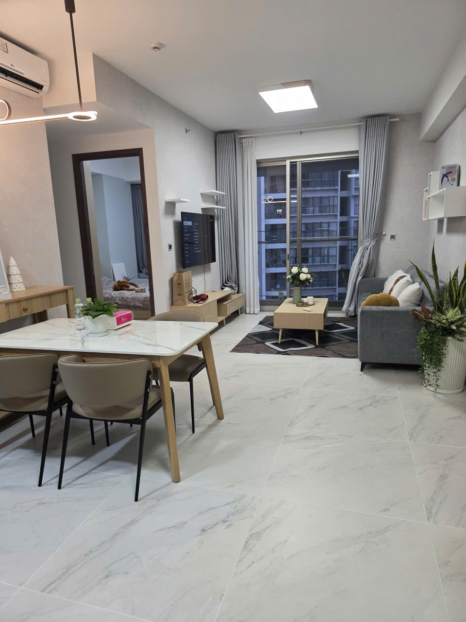 CHO THUÊ CĂN HỘ MIDTOWN M7 - THE SIGNATURE - 2 PHÒNG NGỦ - 80M2 VÀO Ở NGAY