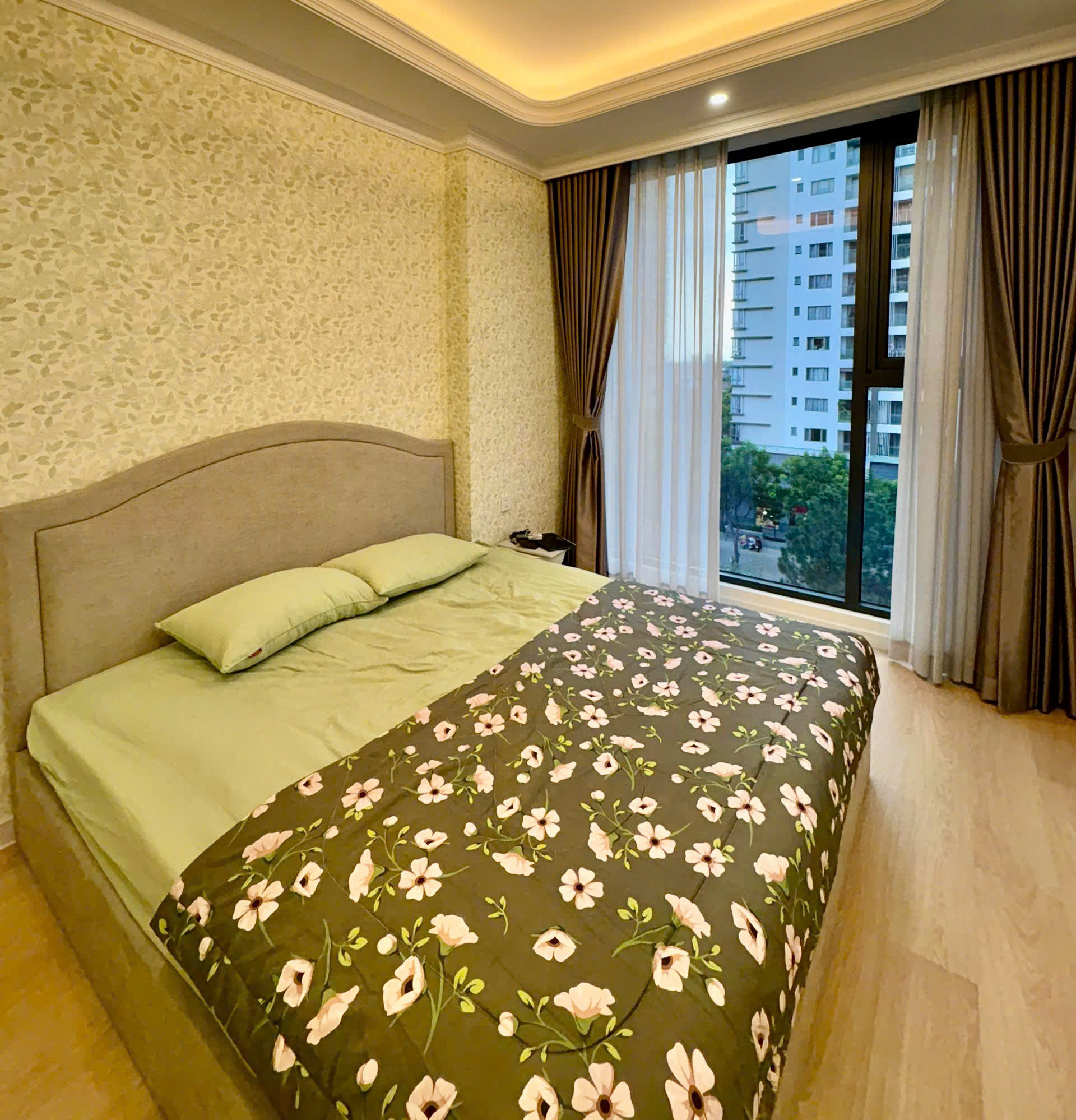 BÁN CĂN HỘ THE AURORA PHÚ MỸ HƯNG QUẬN 7 – 75M² | 2 PHÒNG NGỦ | FULL NỘI THẤT
