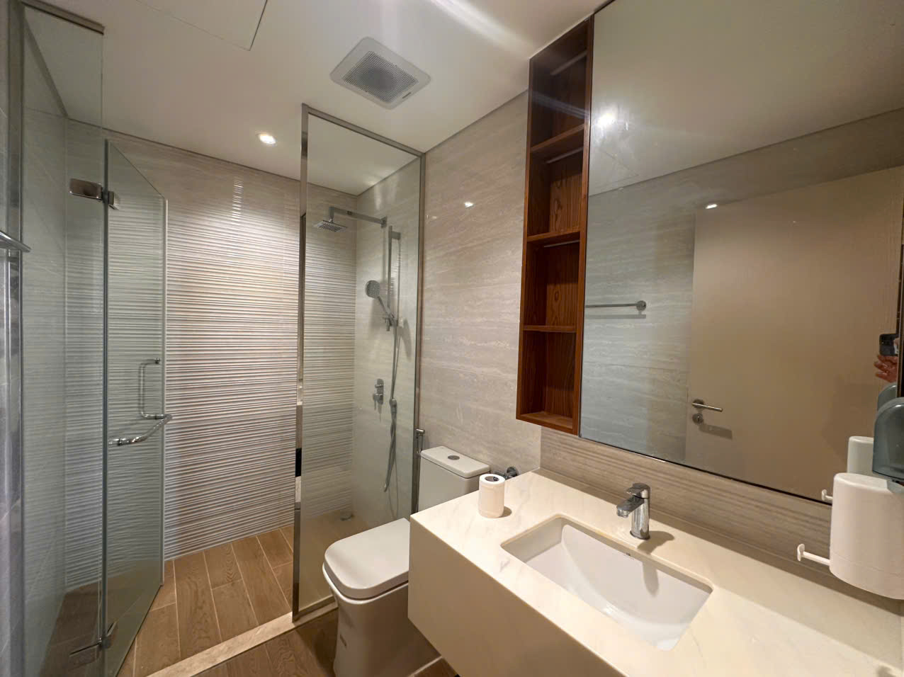 BÁN GẤP CĂN HỘ THE ASCENTIA PHÚ MỸ HƯNG 3PN 108M2 FULL NỘI THẤT VIEW BIỆT THỰ