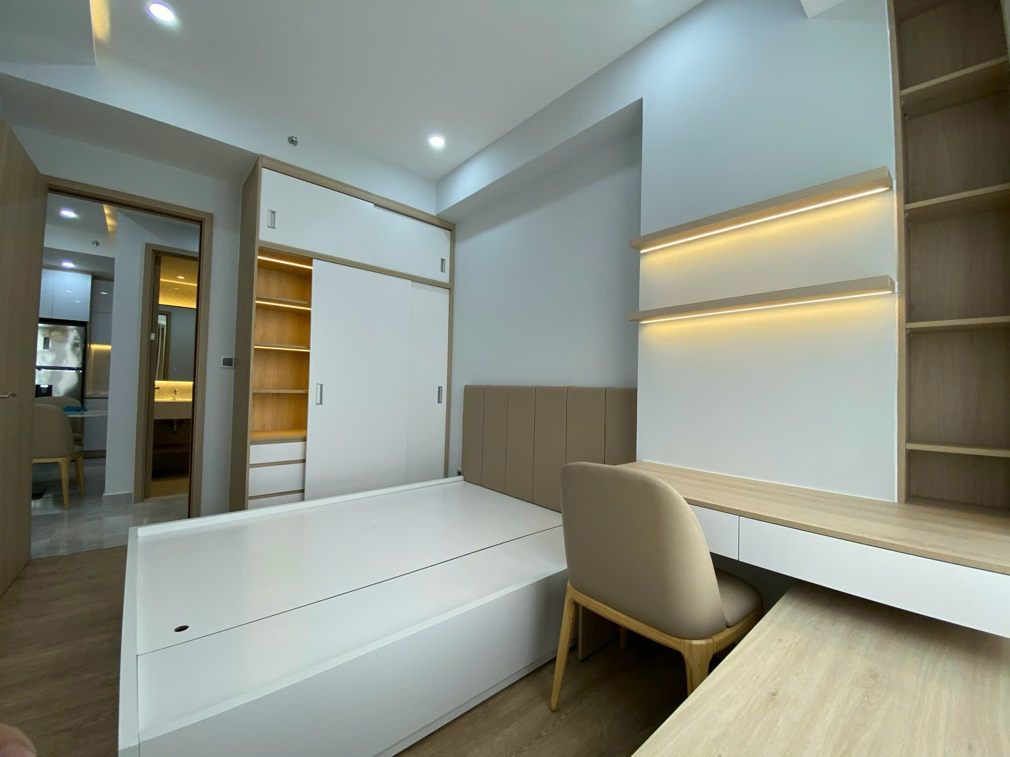 BÁN NHANH CĂN HỘ M8 MIDTOWN PHÚ MỸ HƯNG 75M2 2PN