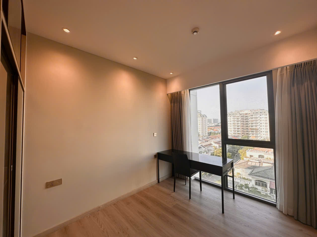 BÁN GẤP CĂN HỘ THE ASCENTIA PHÚ MỸ HƯNG 3PN 108M2 FULL NỘI THẤT VIEW BIỆT THỰ
