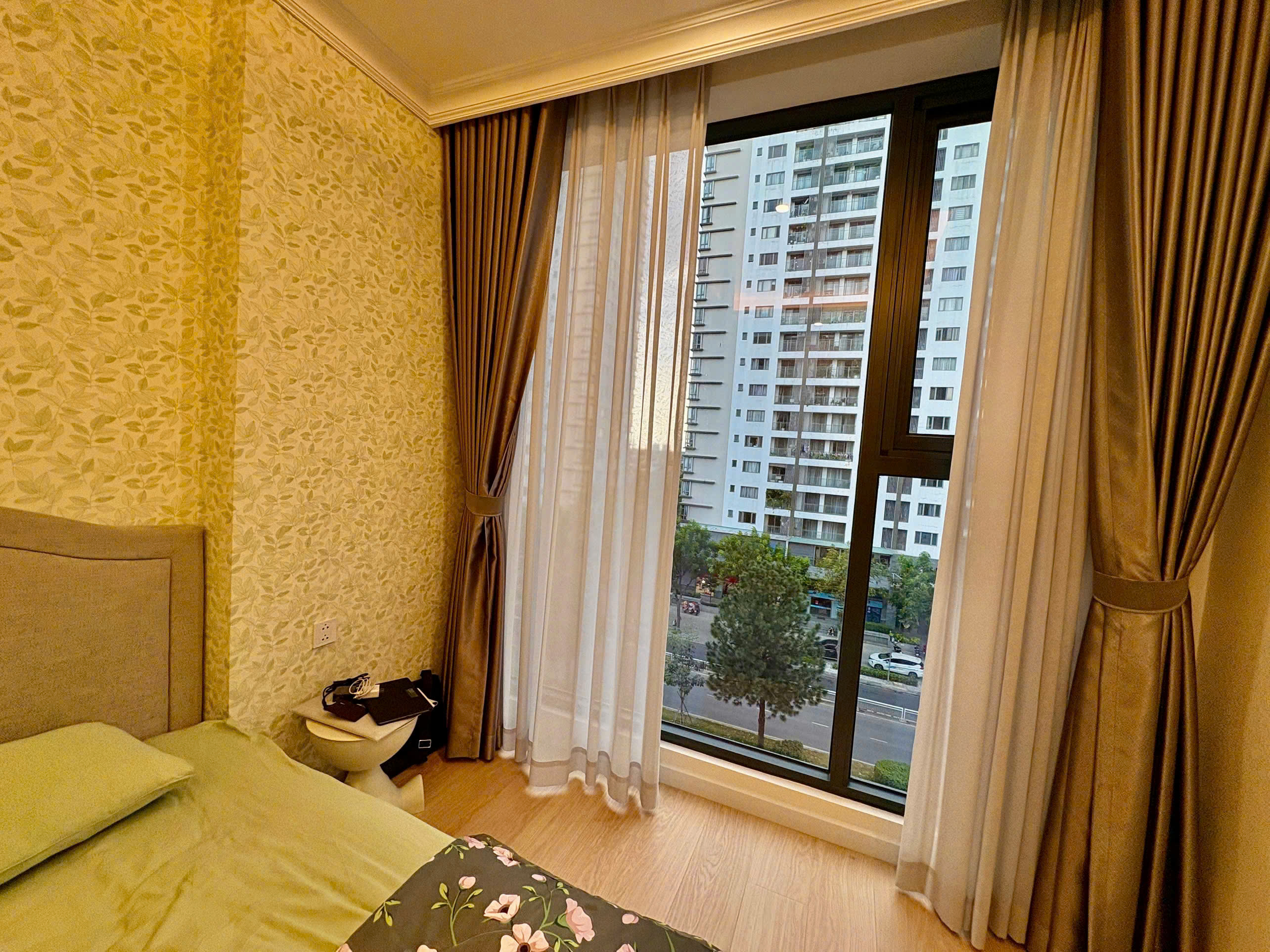BÁN CĂN HỘ THE AURORA PHÚ MỸ HƯNG QUẬN 7 – 75M² | 2 PHÒNG NGỦ | FULL NỘI THẤT