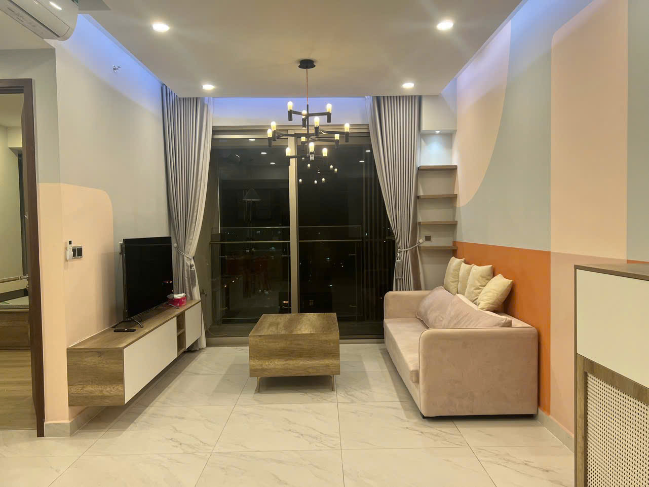 CHO THUÊ CĂN HỘ MIDTOWN M7 THE SIGNATURE 2 PHÒNG NGỦ - VIEW BIỆT THỰ