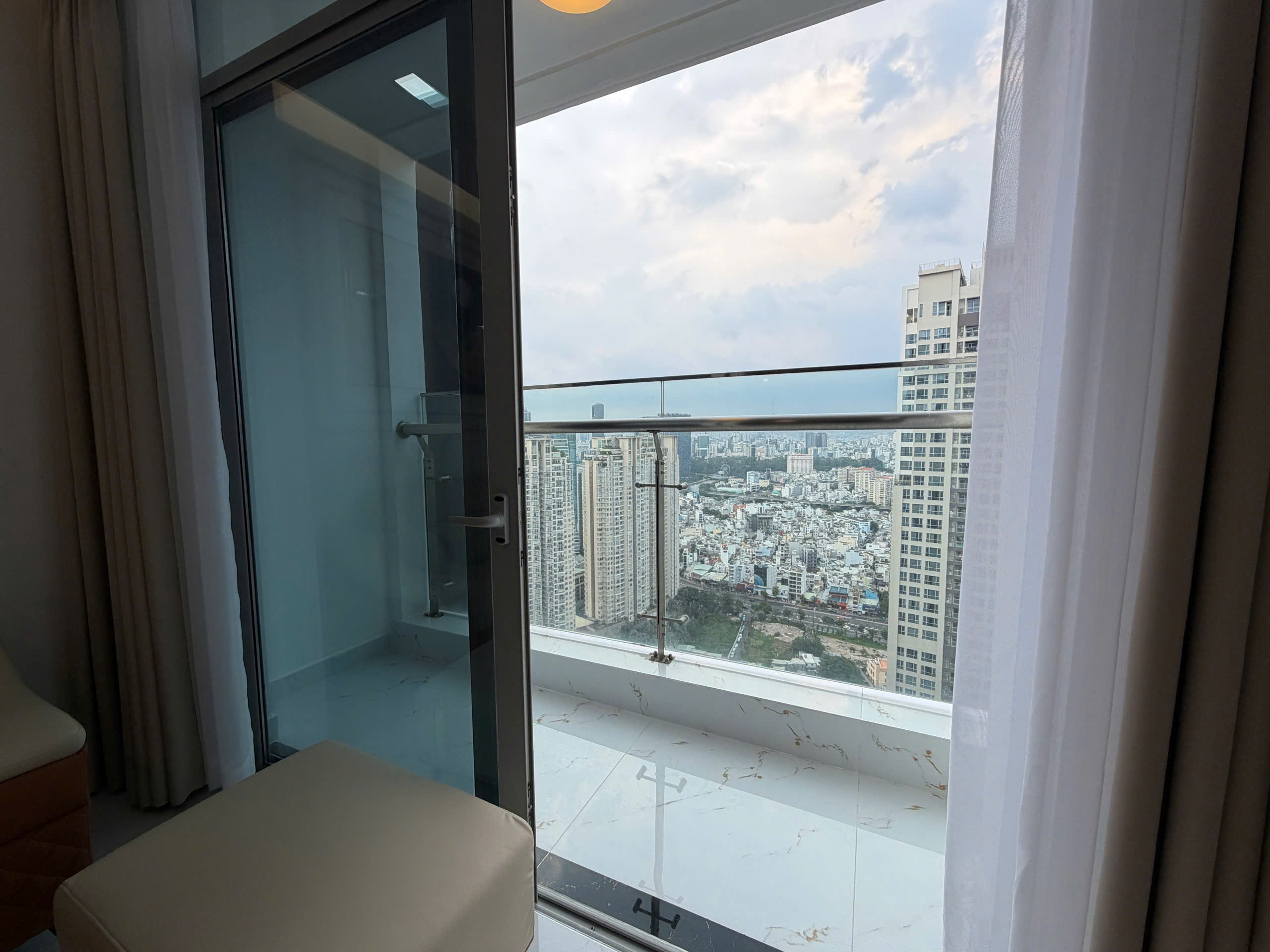 BÁN NHANH VINHOMES CENTRAL PARK, BÌNH THẠNH | 2 PHÒNG NGỦ | VIEW THOÁNG