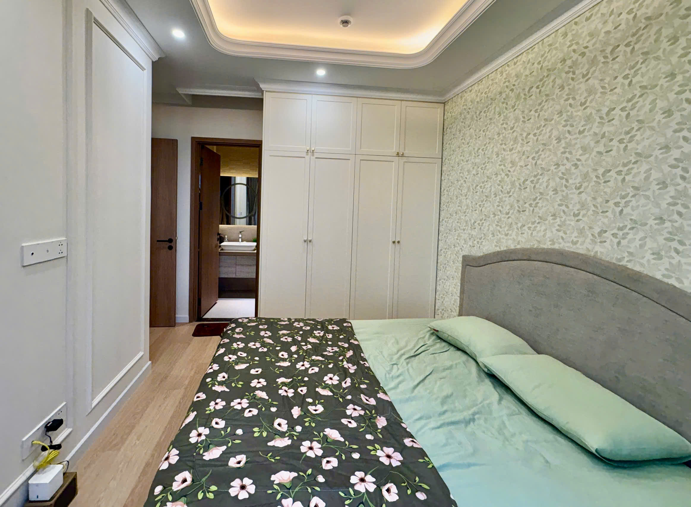 BÁN CĂN HỘ THE AURORA PHÚ MỸ HƯNG QUẬN 7 – 75M² | 2 PHÒNG NGỦ | FULL NỘI THẤT