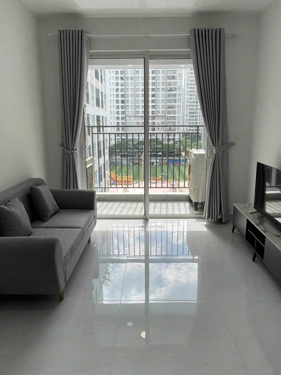 CHO THUÊ CĂN HỘ SUNRISE RIVERSIDE 2 PHÒNG NGỦ - ĐẦY ĐỦ NỘI THẤT - NHÀ ĐẸP