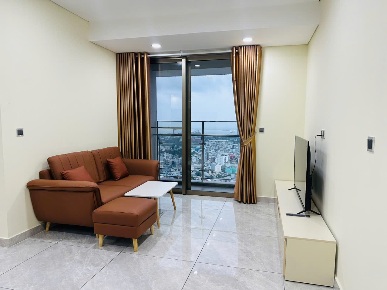 CHO THUÊ CĂN HỘ MIDTOWN M8 PHÚ MỸ HƯNG QUẬN 7 – 116M2 – 3PN 2WC