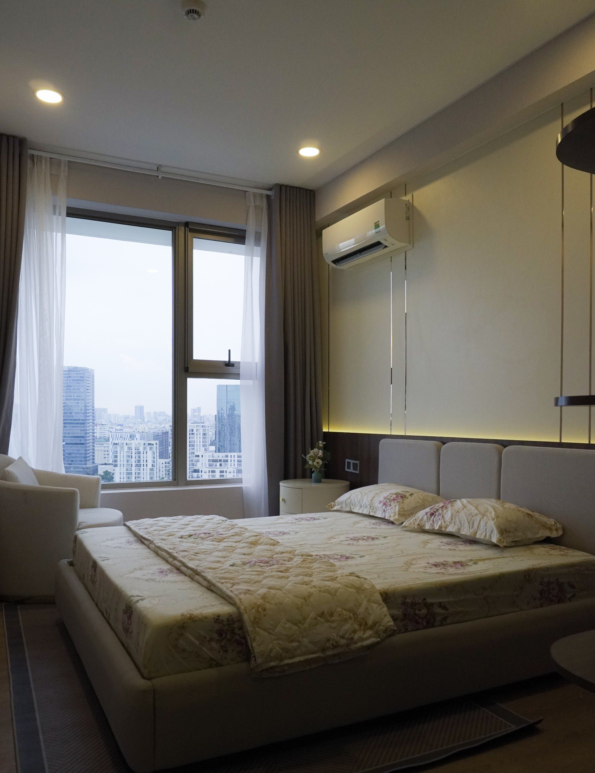 CHO THUÊ CĂN HỘ MIDTOWN M8 THE PEAK PHÚ MỸ HƯNG – 123M² – 3PN – FULL NỘI THẤT