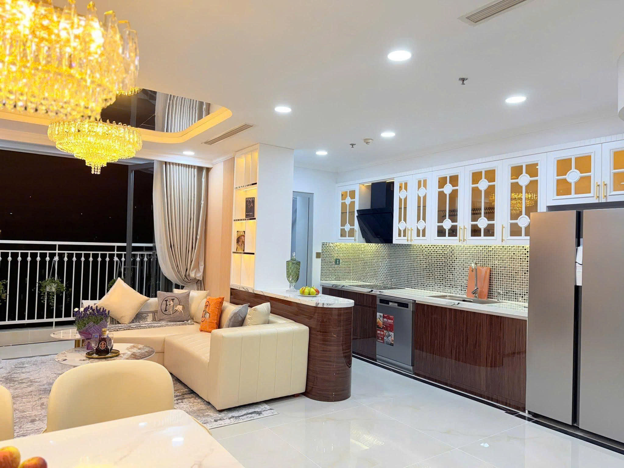 BÁN CĂN HỘ VINHOMES CENTRAL PARK – VIEW TRIỆU ĐÔ LANDMARK 81, SÔNG SÀI GÒN