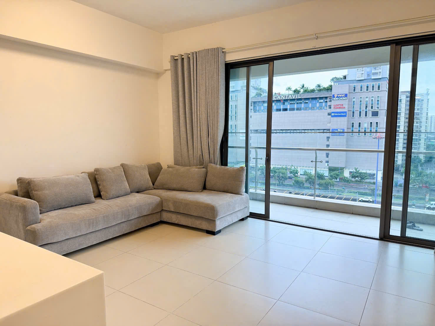 CHO THUÊ CĂN HỘ GATEWAY THẢO ĐIỀN 2 PHÒNG NGỦ GIÁ TỐT - 90M2 - VÀO Ở NGAY