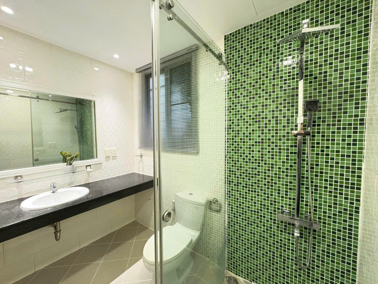 CHO THUÊ CĂN PENTHOUSE SKY GARDEN 2, PHÚ MỸ HƯNG 5 PHÒNG NGỦ | SÂN THƯỢNG RIÊNG | VIEW ĐỈNH