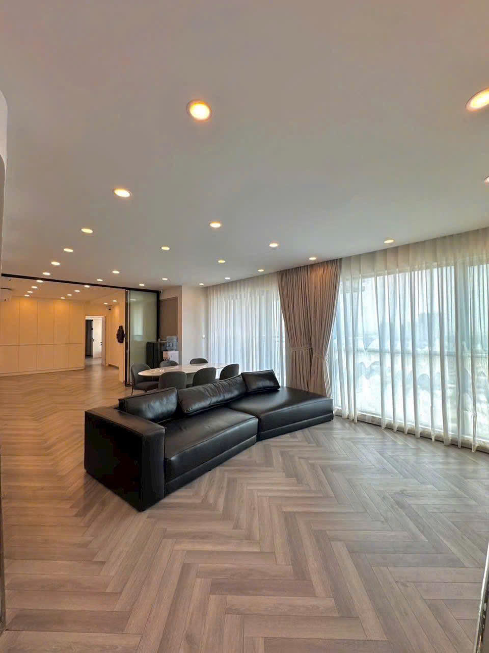 Cho thuê căn hộ đập thông Riviera Point Quận 7 – 4PN, 212m²