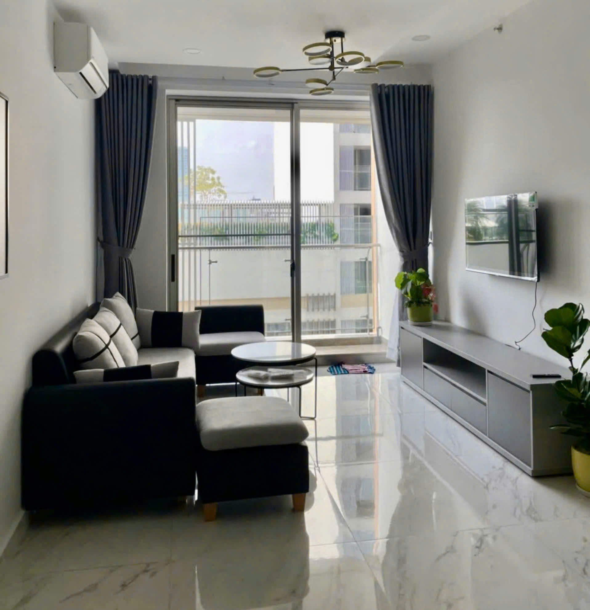 CHO THUÊ CĂN HỘ MIDTOWN M6 - THE SYMPHONY - 96M2 - FULLY FURNISHED - 2 BEDROOMS