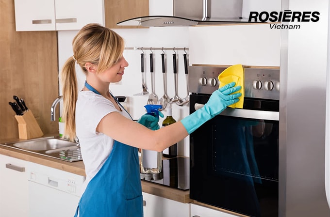 MÁCH BẠN CÁCH VỆ SINH LÒ NƯỚNG ĐƠN GIẢN VÀ HIỆU QUẢ