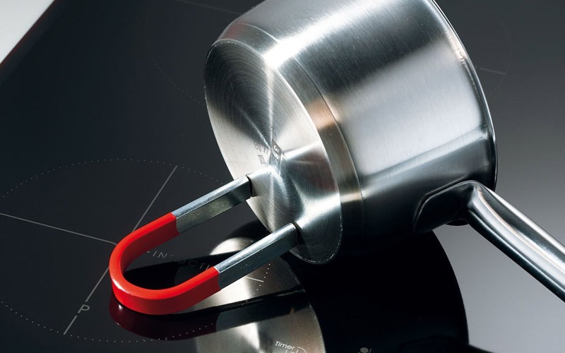 Mẹo nhận biết nhanh nồi chảo nấu được trên bếp từ