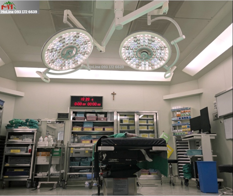 đèn mổ treo trần cao cấp dentis hàn quốc