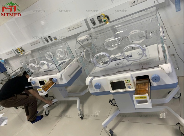 lồng ấp cho trẻ sơ sinh bt-500