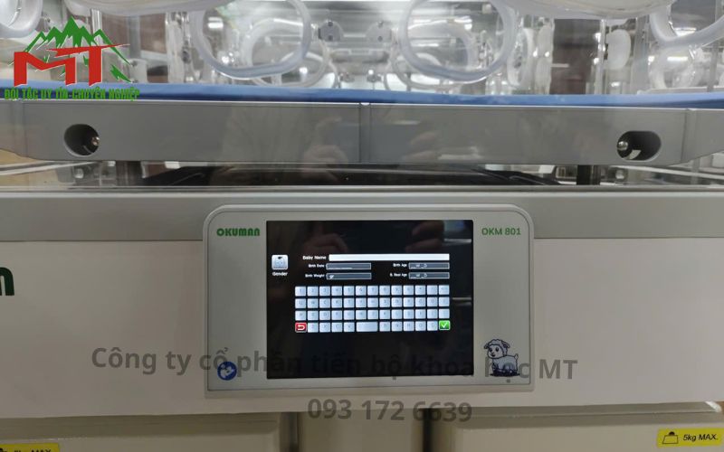lồng ấp trẻ sơ sinh okm 801