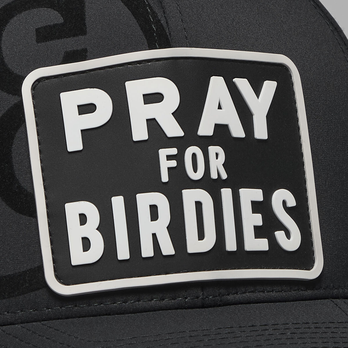 NÓN PRAY FOR BIRDIES PATCH PERFORATED DELTA