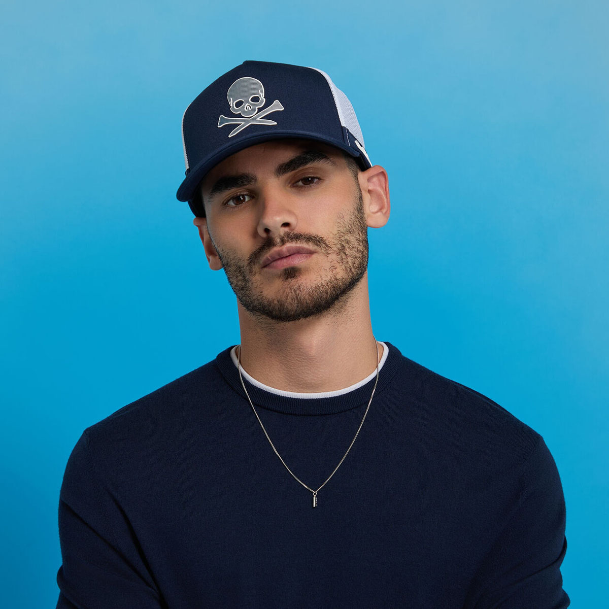 NÓN SILICONE SKULL & TEES TRUCKER