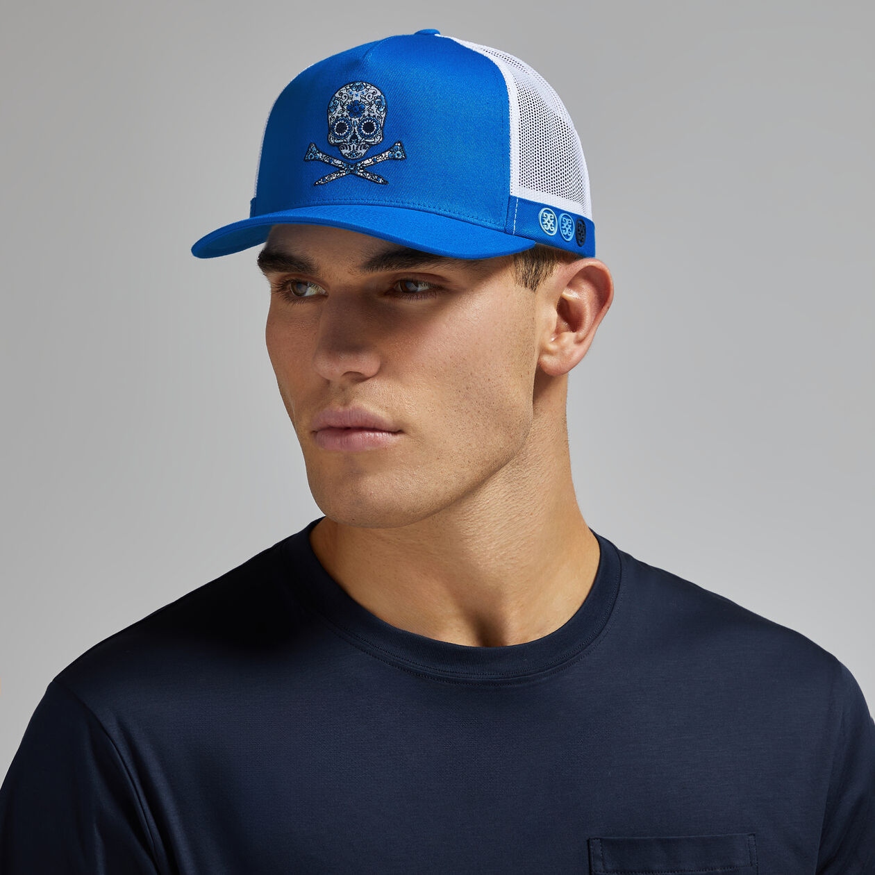 NÓN SUGAR SKULL & TEES COTTON TWILL TRUCKER
