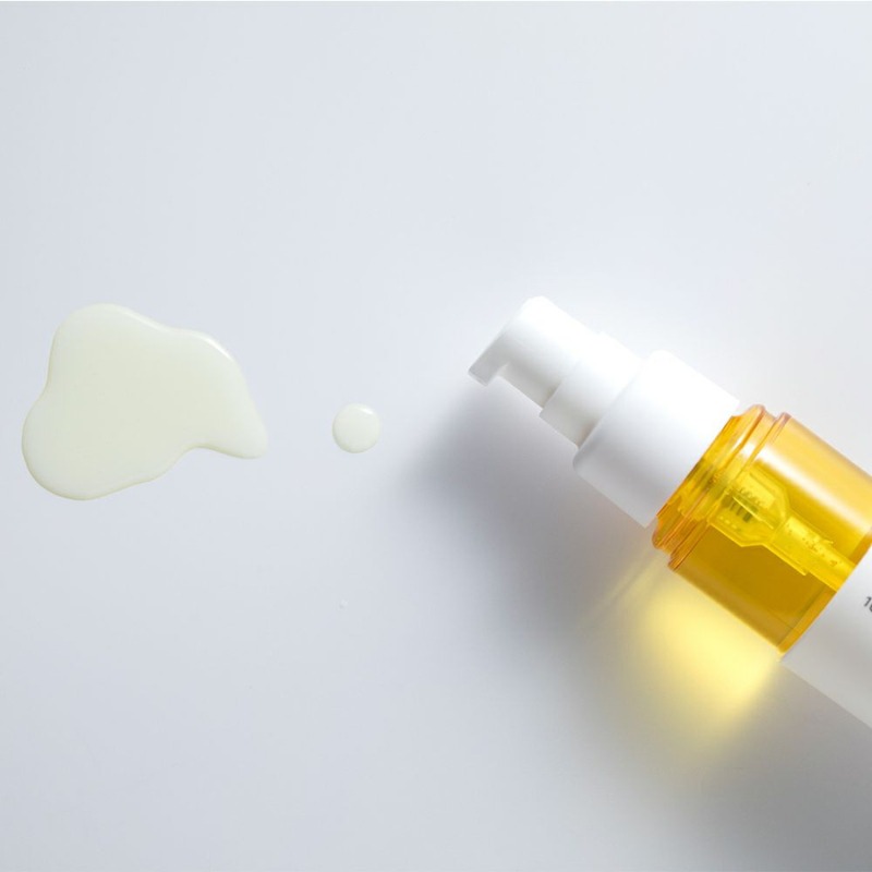 Tinh chất trắng da, se khít lỗ chân lông Vitamin C Lab Nhật Bản 50ml