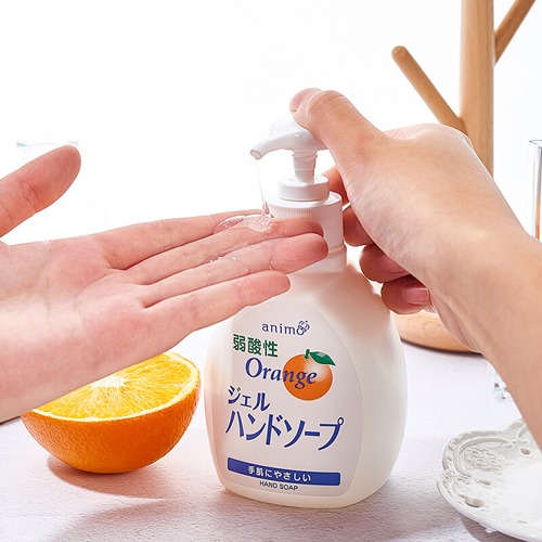 Dung dịch nước rửa tay Rocket hương cam 200ml