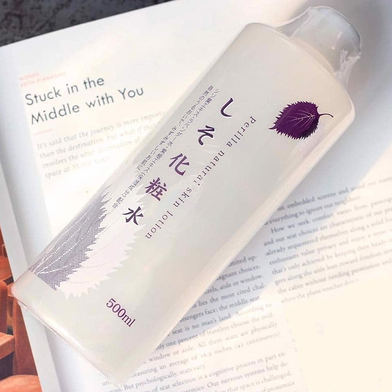 Nước hoa hồng tía tô Dokudami Perilla Natural Skin Lotion Nhật Bản 500ml