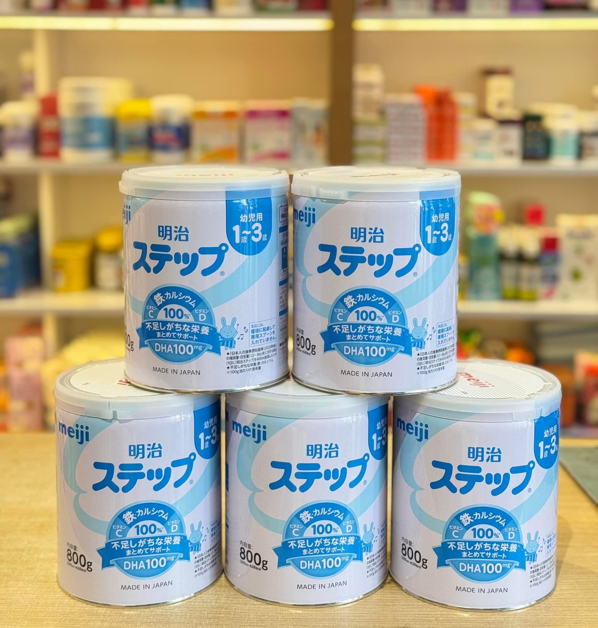 Sữa bột Meiji hộp 800gr Nhật Bản cho bé từ 1-3 tuổi (mẫu mới 2025)