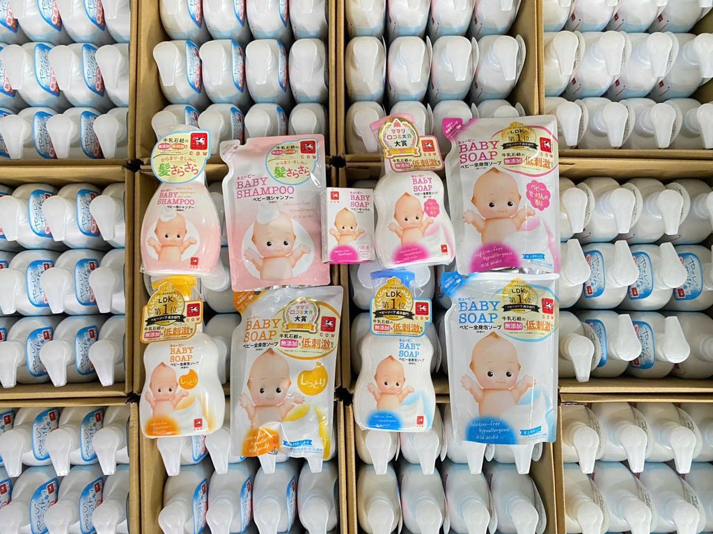 Sữa tắm tạo bọt cho bé sơ sinh Cow Nhật bản