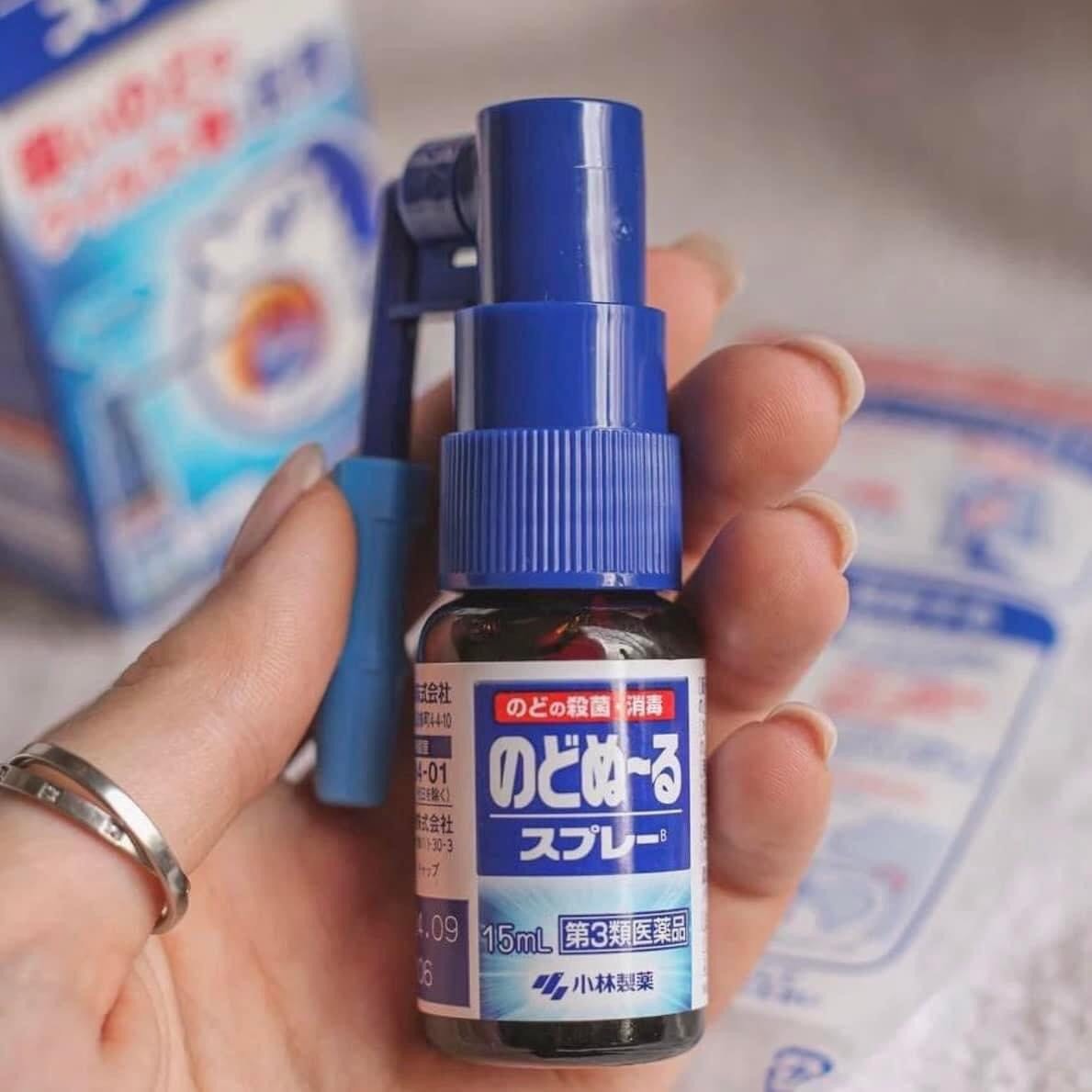 Xịt họng Kobayashi  Nhật Bản 15ml