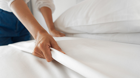 BẠN ĐÃ BIẾT CÁCH VỆ SINH CHĂN - GA - GỐI THEO CHẤT LIỆU VẢI CHƯA?