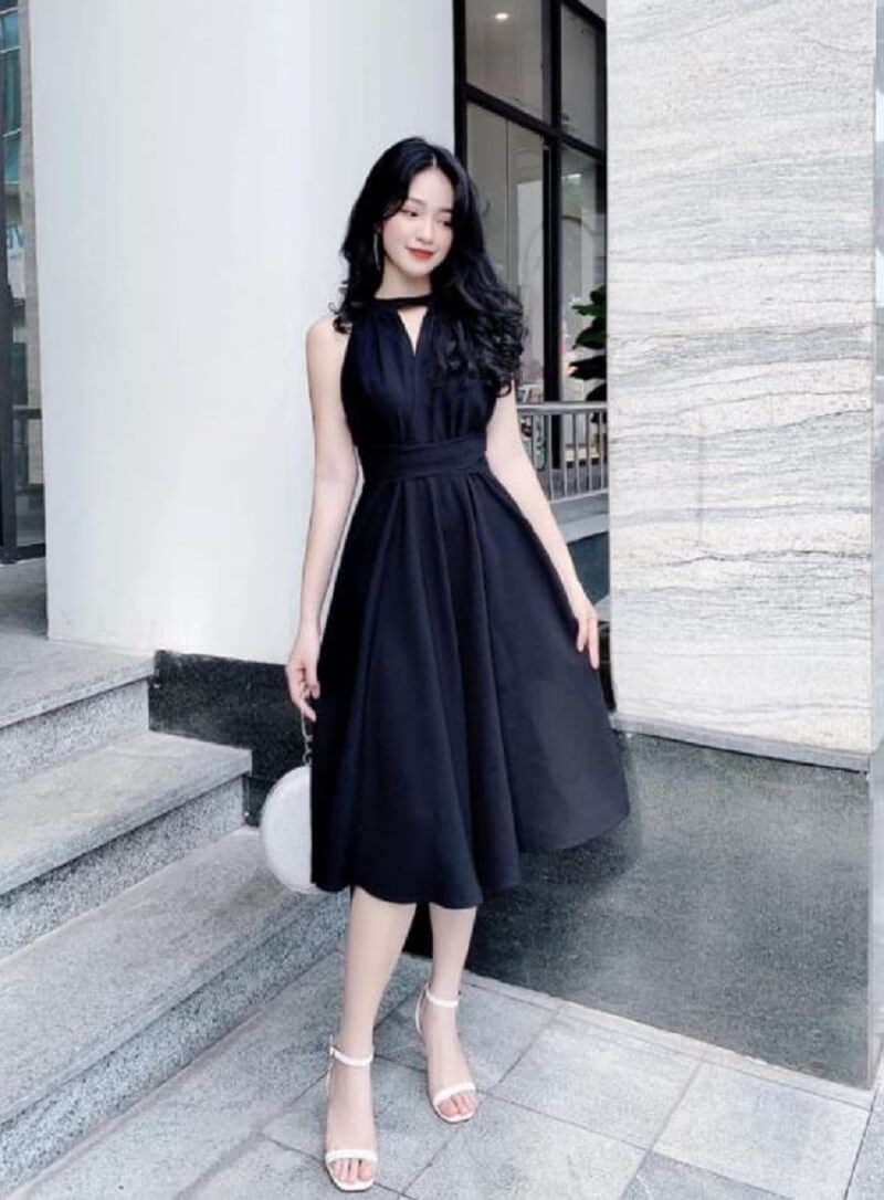 đầm cổ yếm đẹp nhất hiện nay