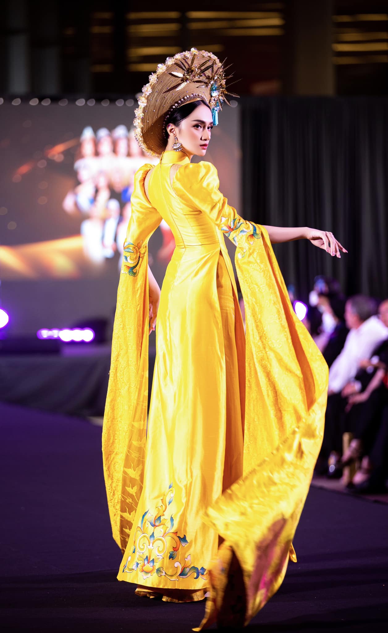 Áo dài thời trang