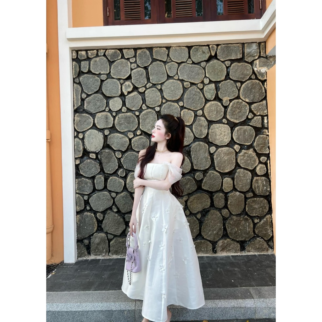 áo đầm trắng xinh cho chị em