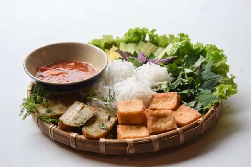 nha-hang-am-thuc-chay-om
