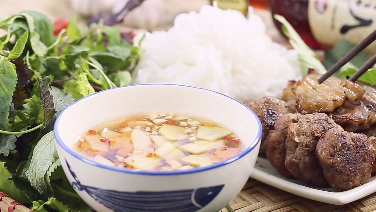 nha-hang-van-hoa-thuc-don
