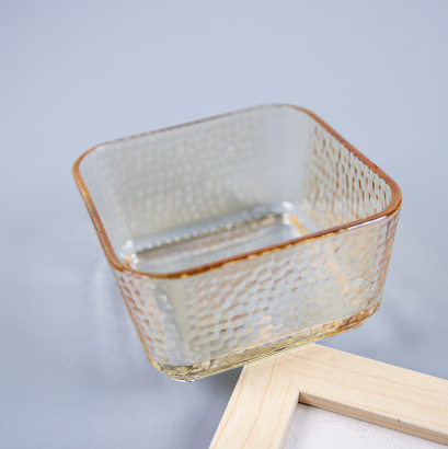 [ Đồng giá 19k] Bát thủy tinh vuông màu hổ phách (8.7*8.7*5cm)