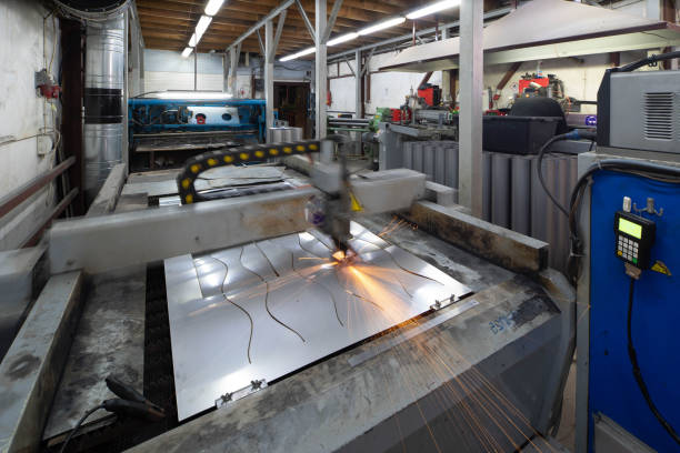 Máy gia công kim loại tấm