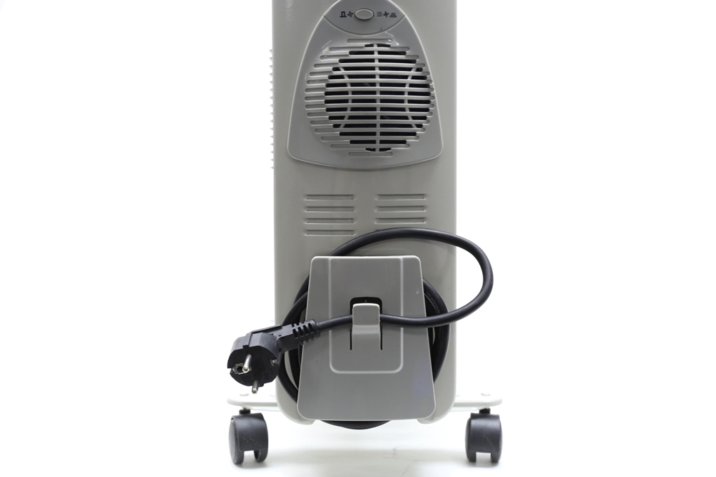 Máy sưởi dầu Tiross 13 thanh TS926-1