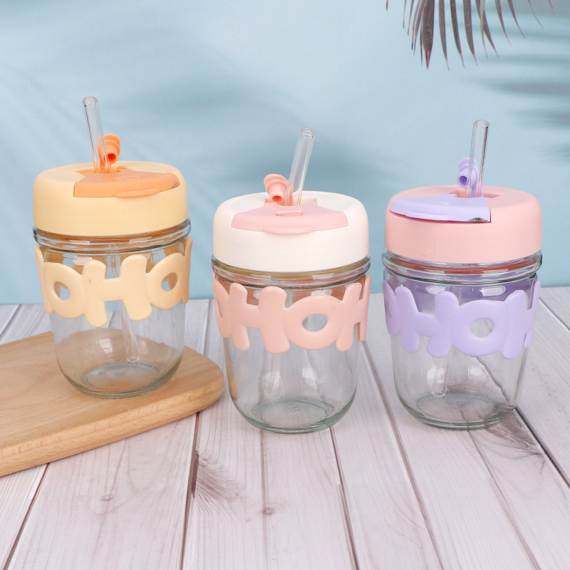 Bình Nước Nhựa KoKo Có Ống Hút 4