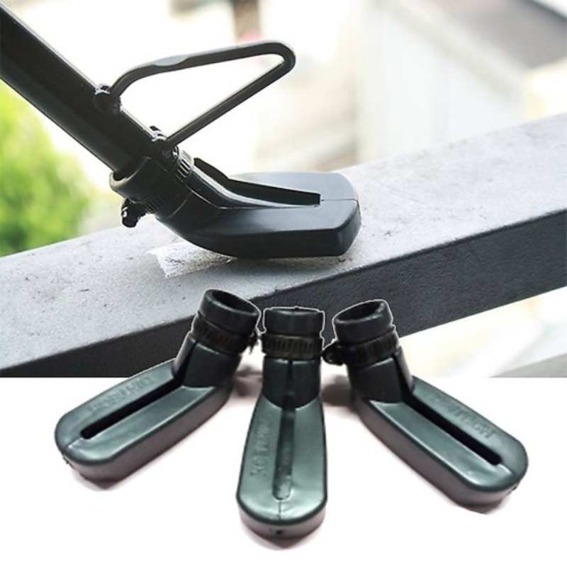 CAO SU BỌC CHÂN CHỐNG XE KHỎI CHẢY MÁU CHÂN VÀ XƯỚC NHÀ 4
