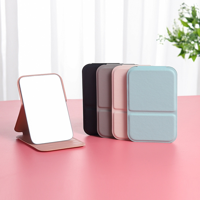 Gương Mini Gấp Gọn Bọc Da 4