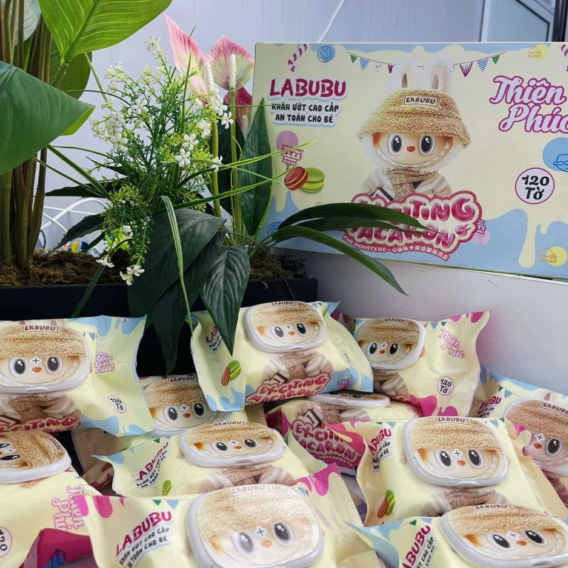 Thùng 32 Gói Khăn Ướt Labubu Phú Đạt 5