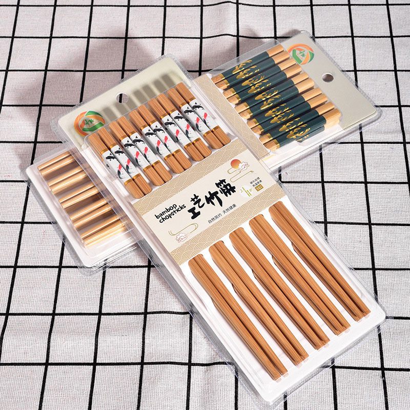 vi-dua-tre-nhat-hoa-van-mau-vang4