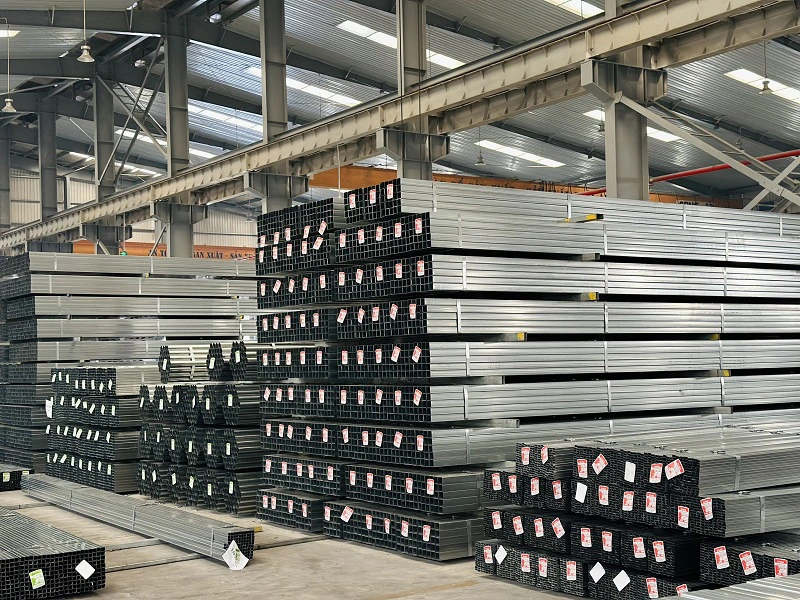 Thép hộp chữ nhật mạ kẽm Vitek 20x40
